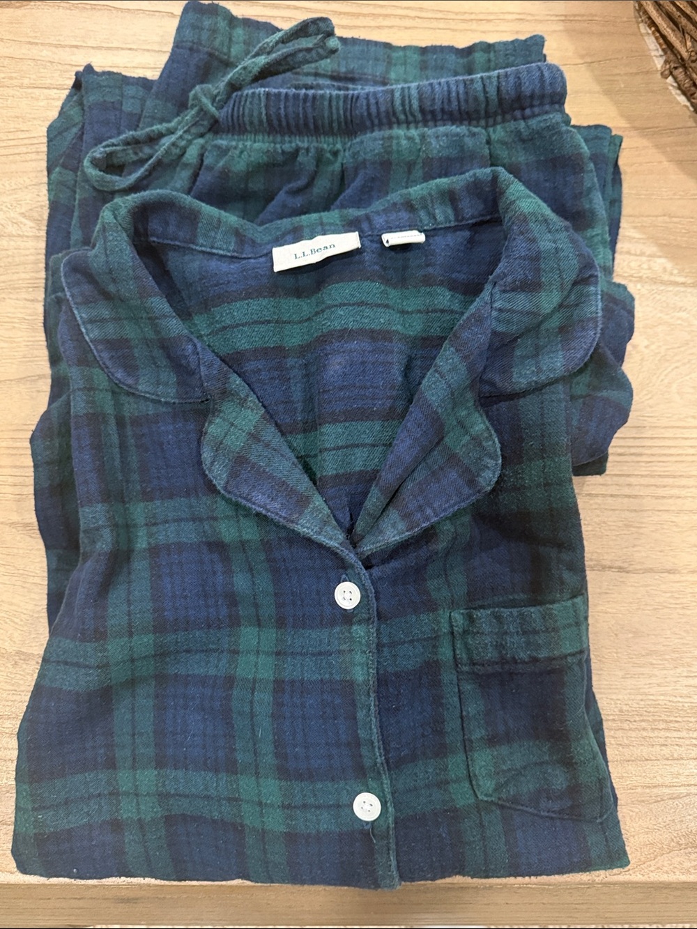 L.L. Bean Women’s Green and Blue Plaid Flannel Pajama Set